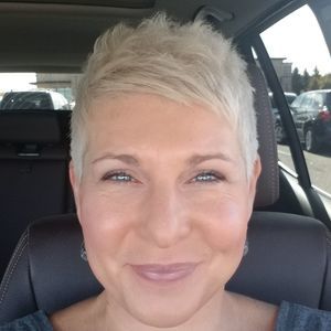 Meet your Posher, Lisa